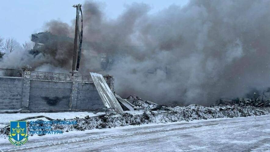 Під завалами загинула жінка по Дніпропетровщині через ракетну атаку 