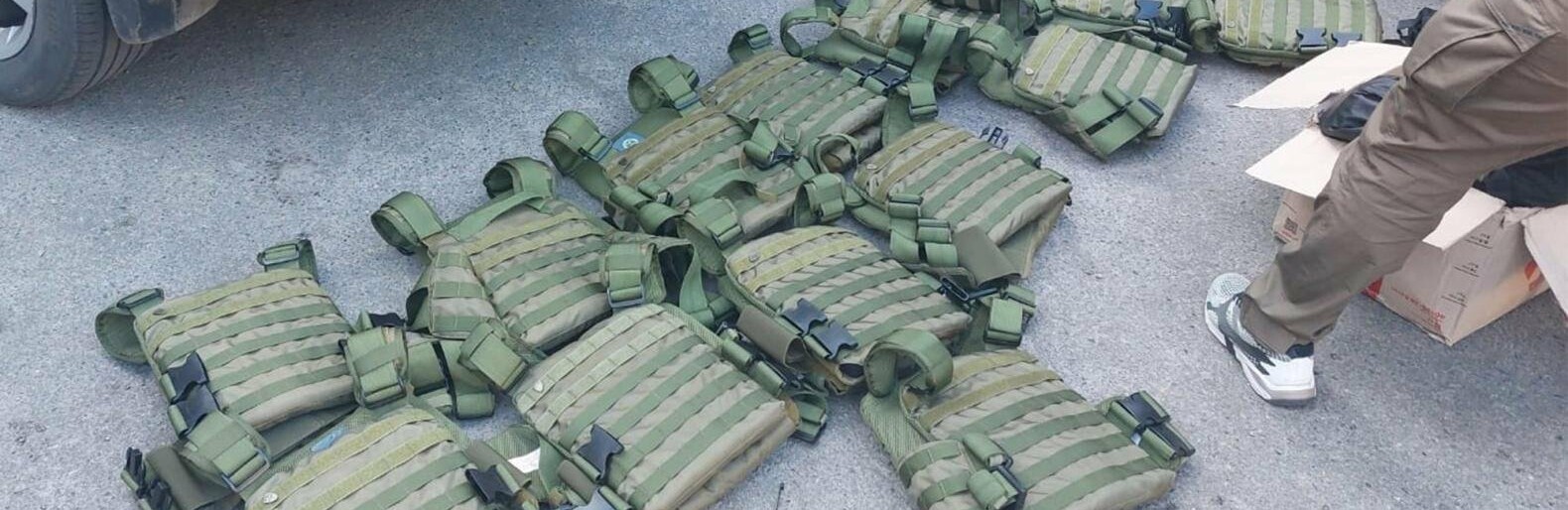 На Дніпропетровщині СБУ затримала «волонтера» на розкраданні військової гуманітарної допомоги на півмільйона гривень, - ФОТО, ВІДЕО