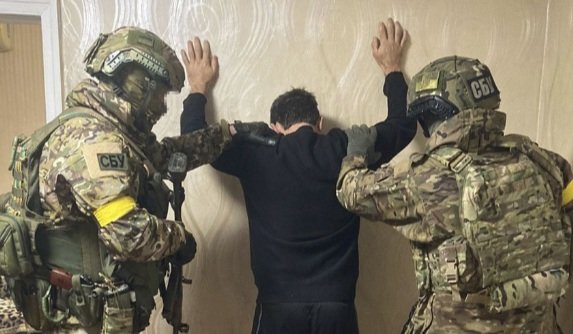 На Дніпропетровщині контррозвідка СБУ затримала зрадника, який коригував численні ракетні удари по Нікополю
