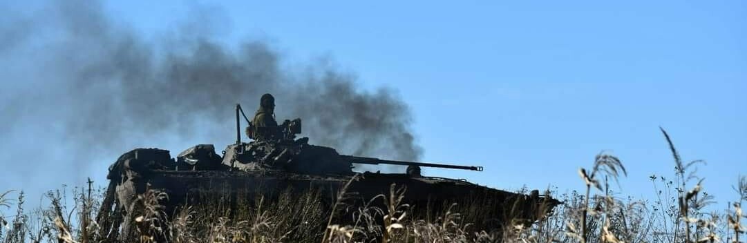 Воїни ракетних військ і артилерії за минулу добу уразили 5 пунктів управління, 2 райони зосередження живої сили, озброєння і військової техніки, 2 склади боєприпасів, - Генштаб 