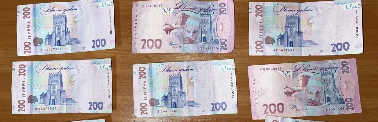 Криворізькі поліцейські затримали підозрюваних у пограбуванні чоловіка в Апостолове