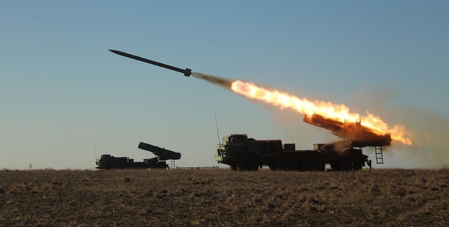 Ворог кілька разів обстріляв дві громади Криворізького району