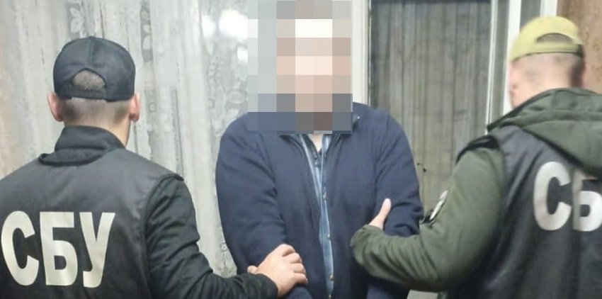 Служба безпеки затримала коригувальника, який наводив російські ракети по будівлі СБУ у Миколаєві, - ФОТО