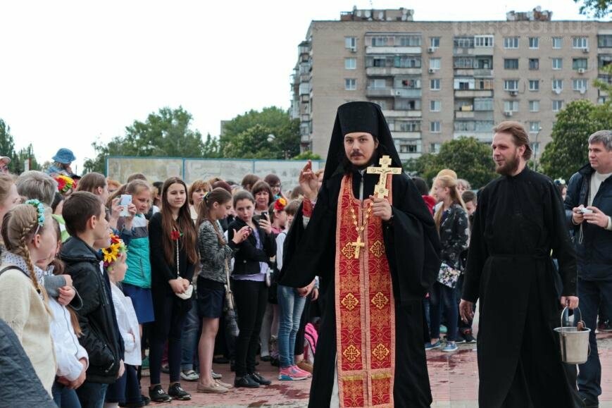 Праздник вышиванки: День национального костюма в Никополе, фото-13 Праздник вышиванки: День национального костюма в Никополе, фото-13
