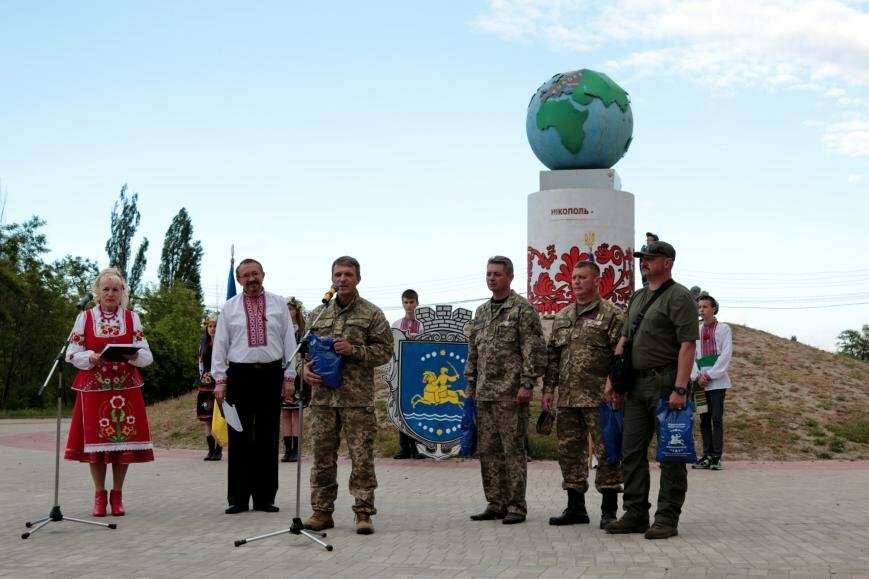 Праздник вышиванки: День национального костюма в Никополе, фото-8 Праздник вышиванки: День национального костюма в Никополе, фото-8