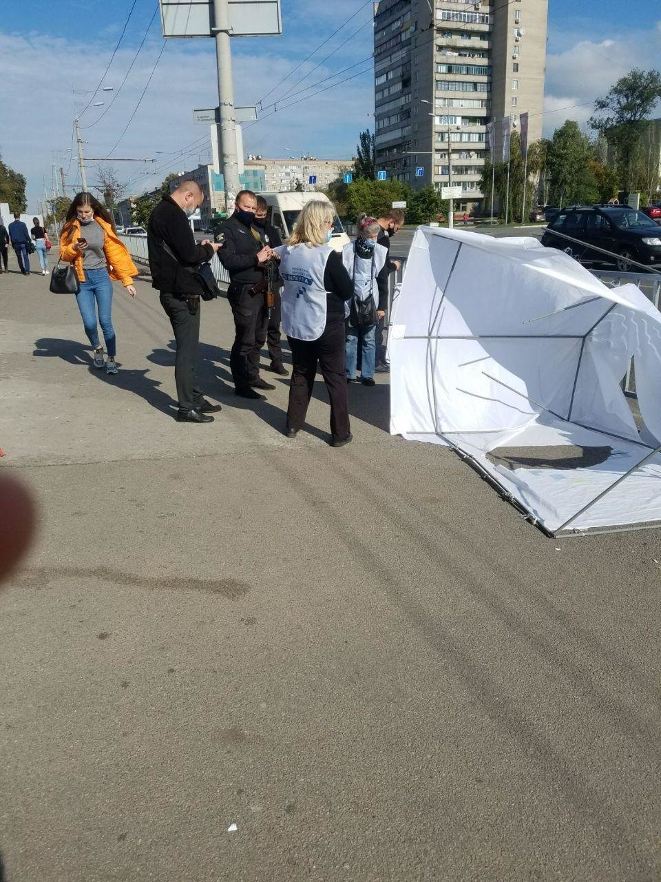 Вилкул потребовал, чтобы правоохранители дали оценку нападе..., фото-2 Вилкул потребовал, чтобы правоохранители дали оценку нападениям на волонтеров Блока "Украинская перспектива", фото-2