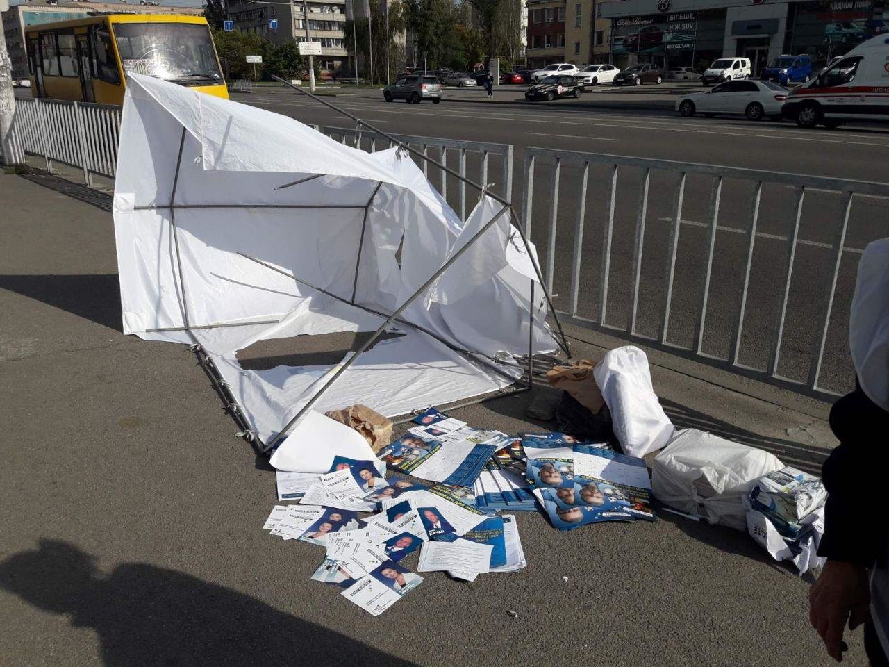Вилкул потребовал, чтобы правоохранители дали оценку нападе..., фото-3 Вилкул потребовал, чтобы правоохранители дали оценку нападениям на волонтеров Блока "Украинская перспектива", фото-3
