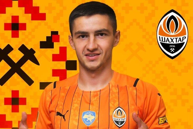 ОФІЦІЙНО. Мар'ян Швед підписав п'ятирічний контракт із Шахтарем